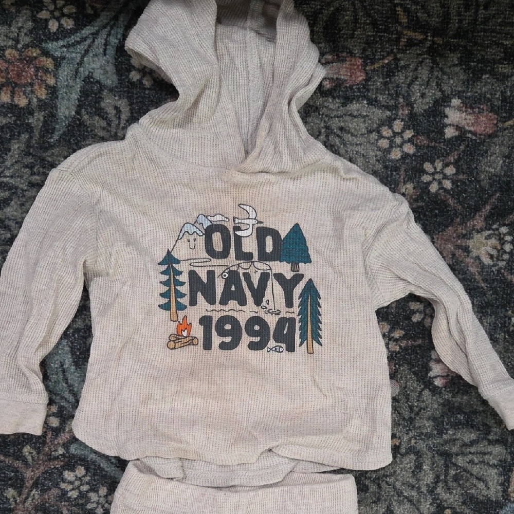 Old Navy Toddler Sets - Picture 9 of 11